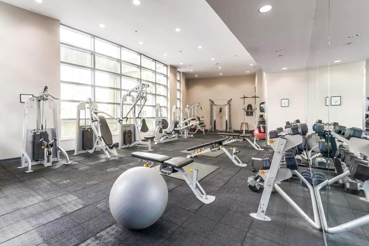 Heart Of Downtown 1 Bd Entire Condo - Pool, Gym, Parking, Office, Ac Vancouver Exterior foto