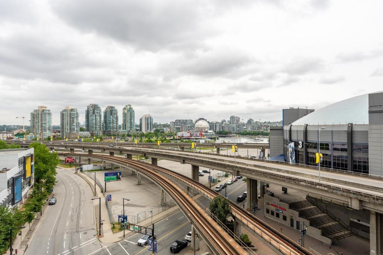 Heart Of Downtown 1 Bd Entire Condo - Pool, Gym, Parking, Office, Ac Vancouver Exterior foto